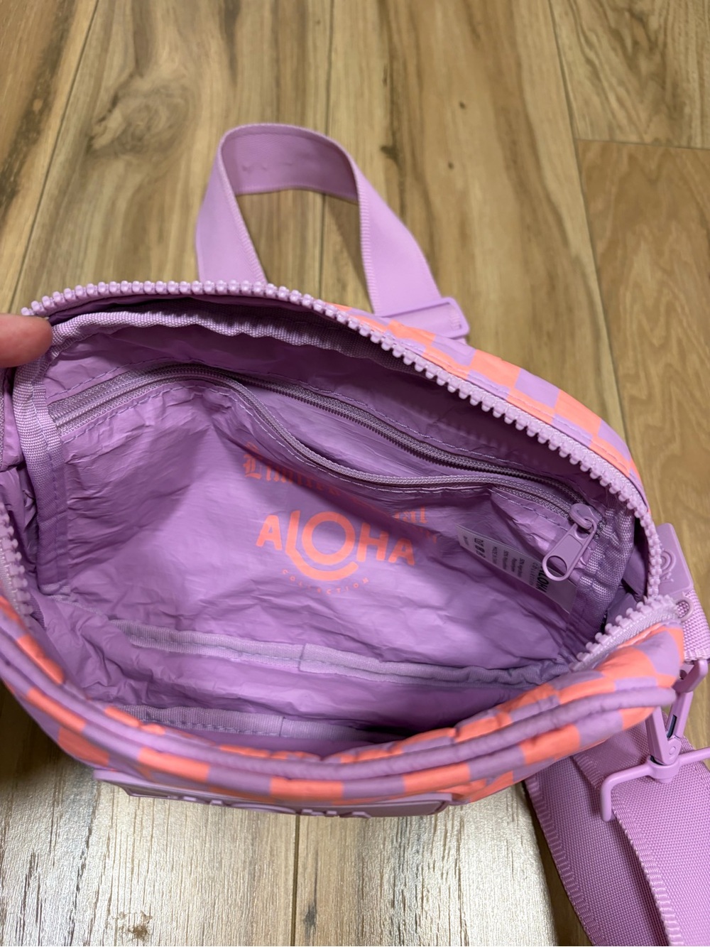 ALOHA Collection Limited Edition Le Tour Crossbody Bag - Picture 3 of 4
